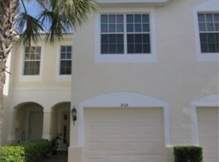 928 Hampton Cir, Naples, FL 34105