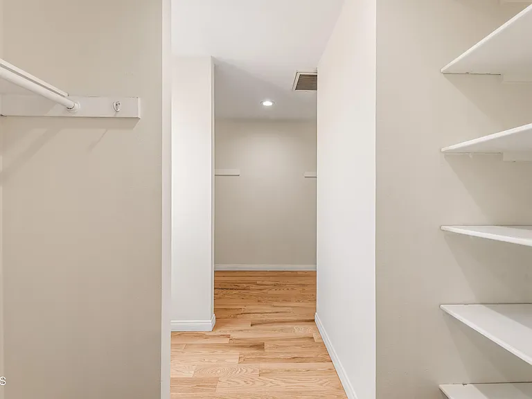 477 S Euclid Ave #477E — Photo 8