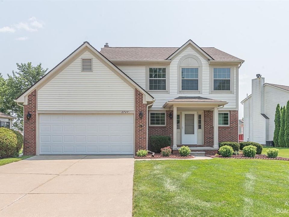 1st image of 2727 Mystic Dr