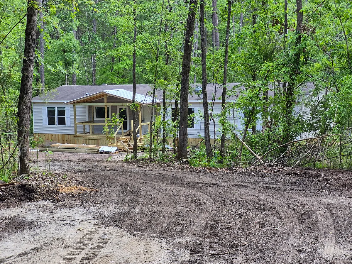 Building Photo - 211 Tall Timbers Rd