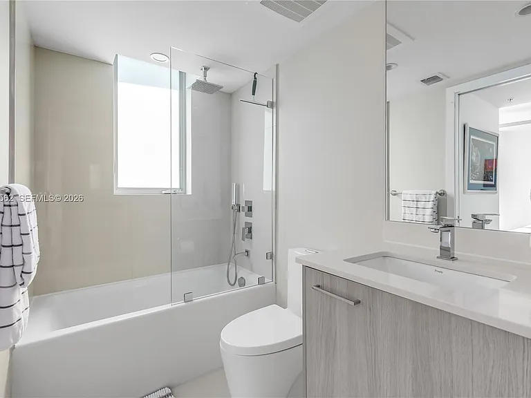 1133 102nd St #601 — Photo 24