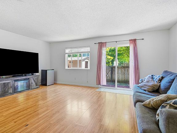 5th image of 478 Santa Alicia Drive