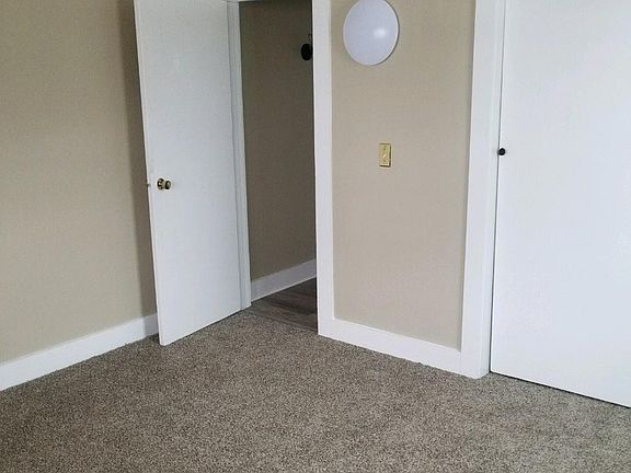 4th image of 3 Carl St Unit 1
