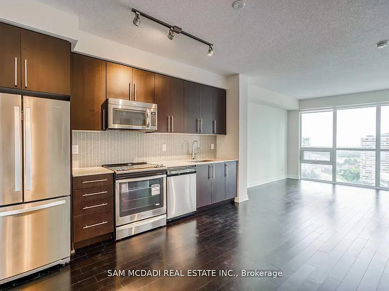 510 Curran Pl #1710 — Photo 10