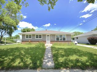 8750 W Hustis St, Milwaukee, WI 53224
