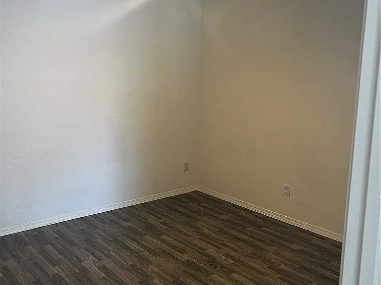 701 Capri Dr #11B — Photo 6