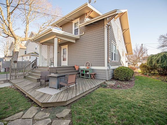 5th image of 329 Park Ave NW