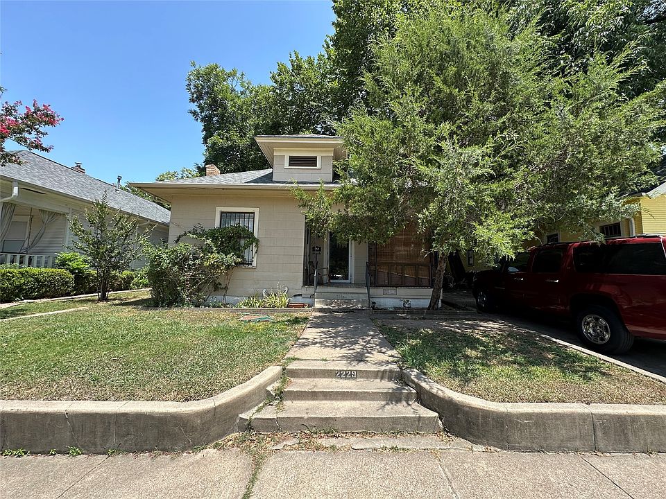 1st image of 2229 College Ave