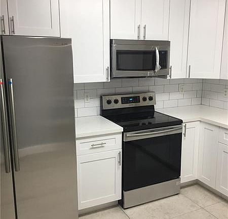 2nd image of 6773 Sienna Club Pl