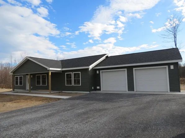 207 Giddings Rd, Peru, NY 12972