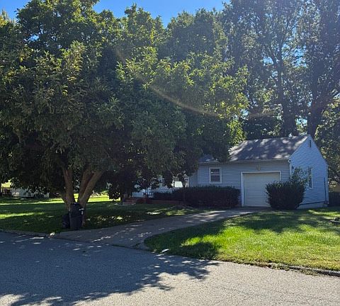 2nd image of 3208 Duncan St