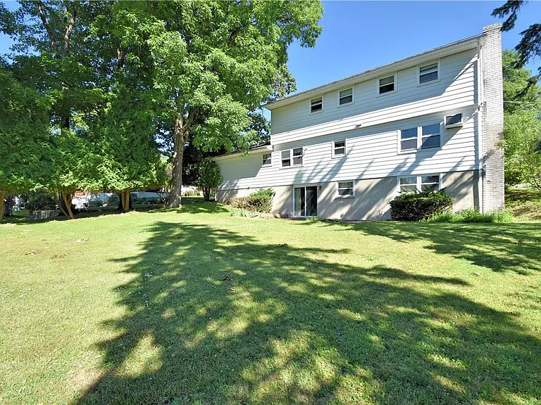 122 E Plainfield Ave — Photo 22