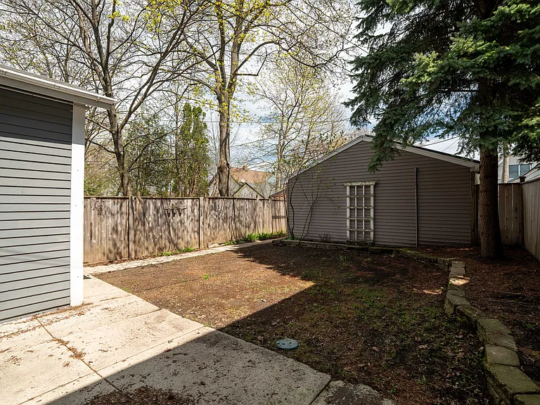 3464 N Newhall St — Photo 24
