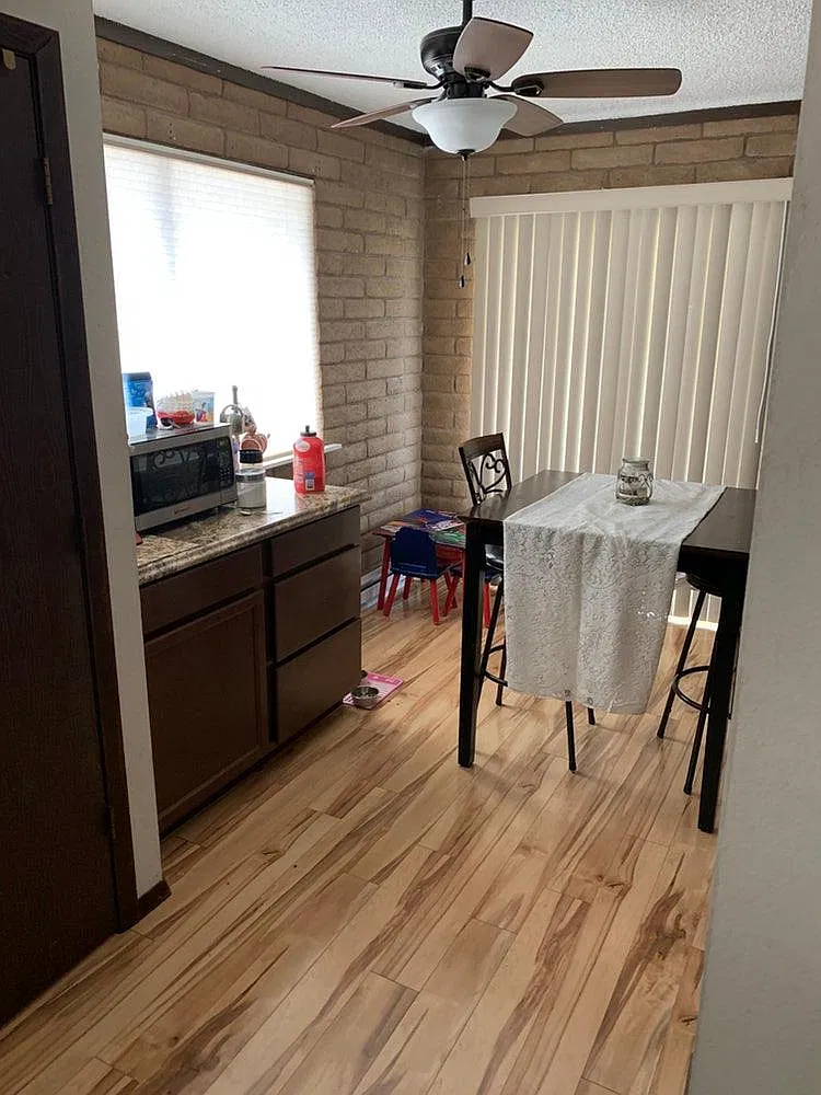 3 bed, 1098 sqft, $1,900 — Photo 4