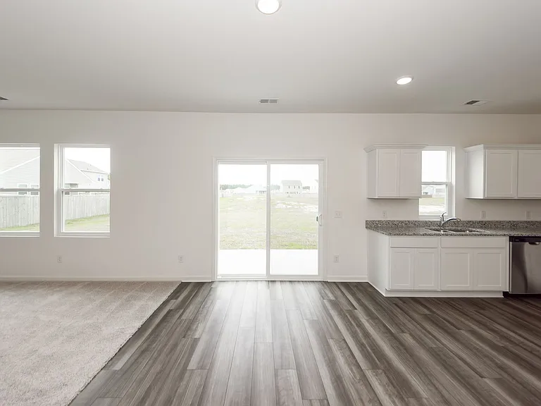 543 Polaris Way — Photo 6