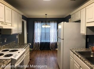 201 Meriweather Ln, Calera, AL 35040