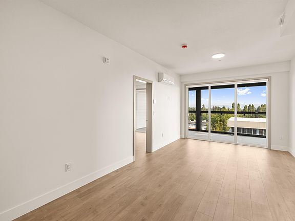 3rd image of 32528 Simon Ave #208