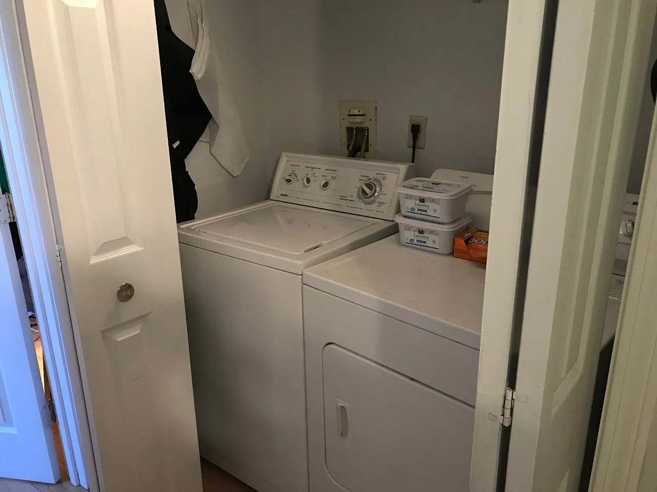 50 Ash Ave — Photo 4