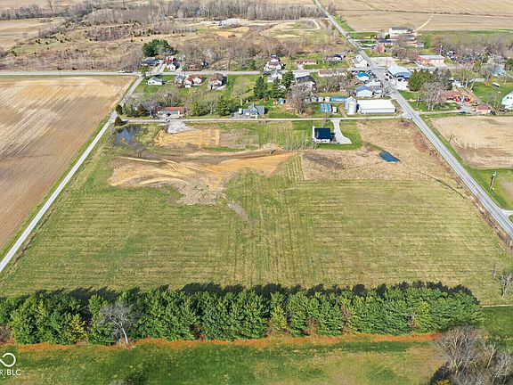 5th image of 7593 Fayette Rd