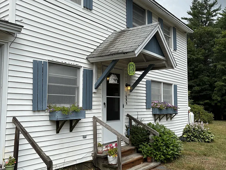 168 Main St #3 — Photo 2