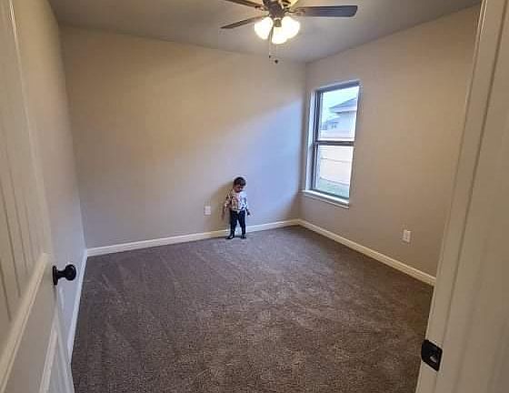 4th image of 5733 Foxfire Dr