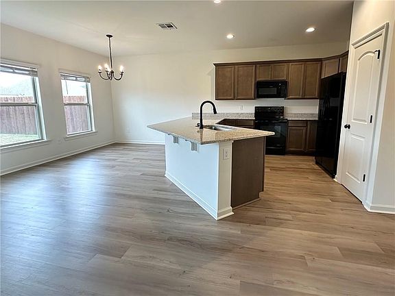 5th image of 41495 Dothan Pl