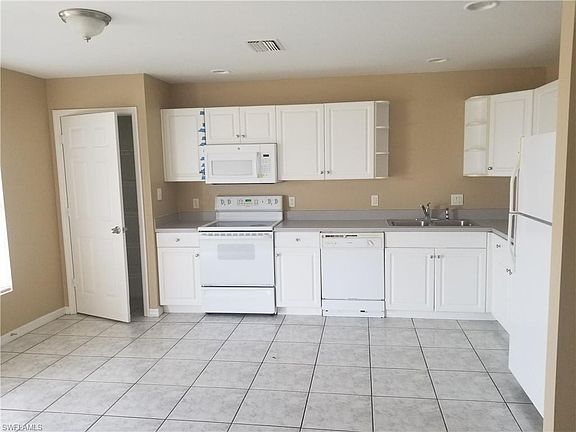 2nd image of 1136 Hightower Ave S