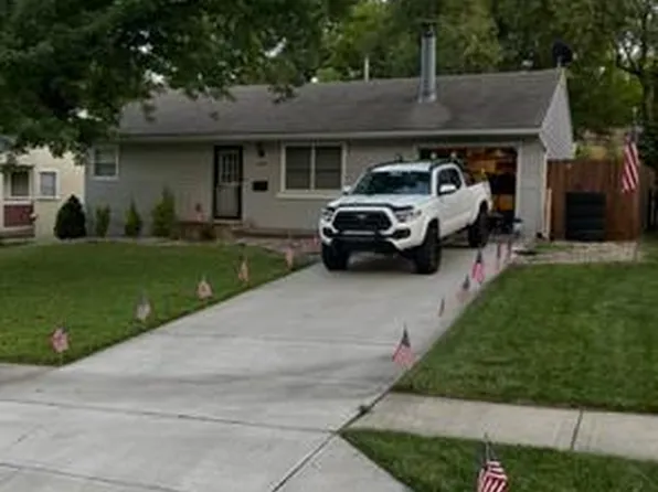 6401 W 82nd Ter, Overland Park, KS 66204