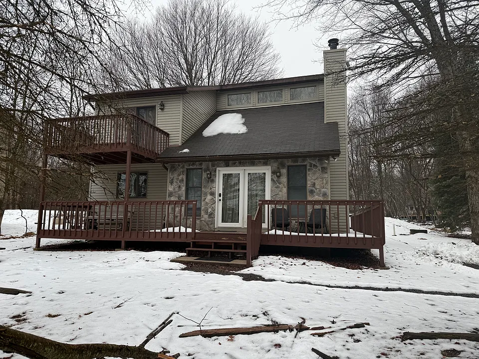 192 Bishop Cir