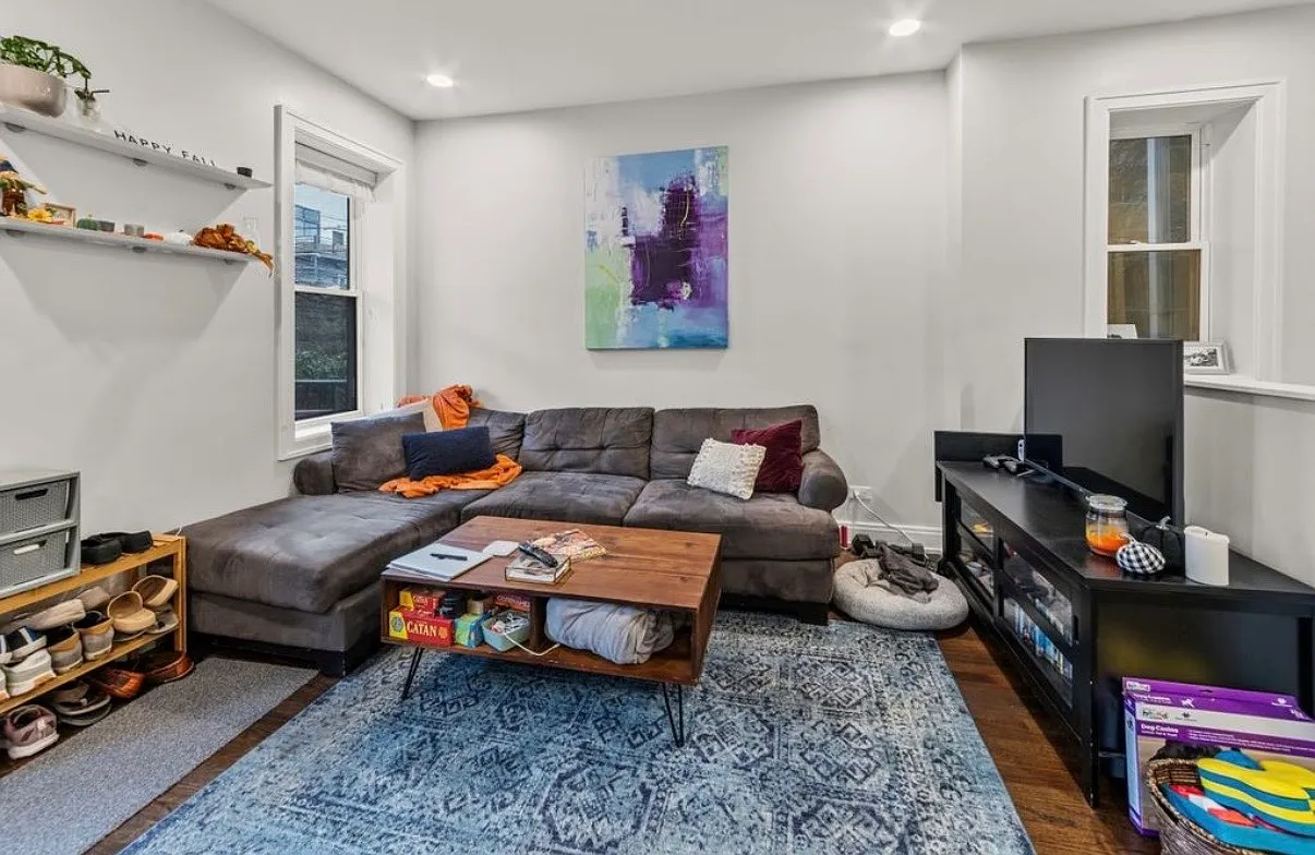 3 bed, 1250 sqft, $3,250 — Photo 3