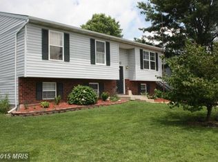 60 Fairground Ave, Taneytown, MD 21787