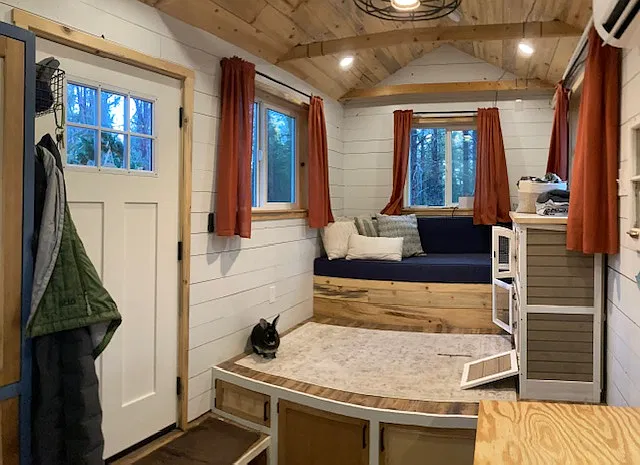 2 bed, 400 sqft, $1,650 — Photo 3