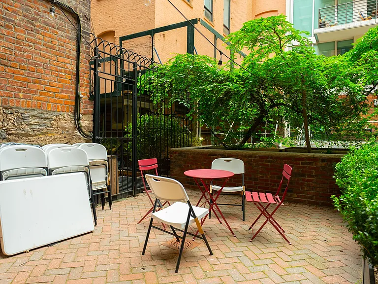 344 W 17th St #B1 — Photo 2