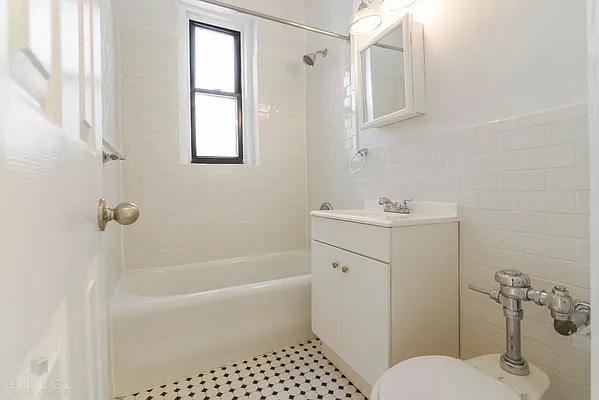 Rented by Hillel Realty Group | media 11