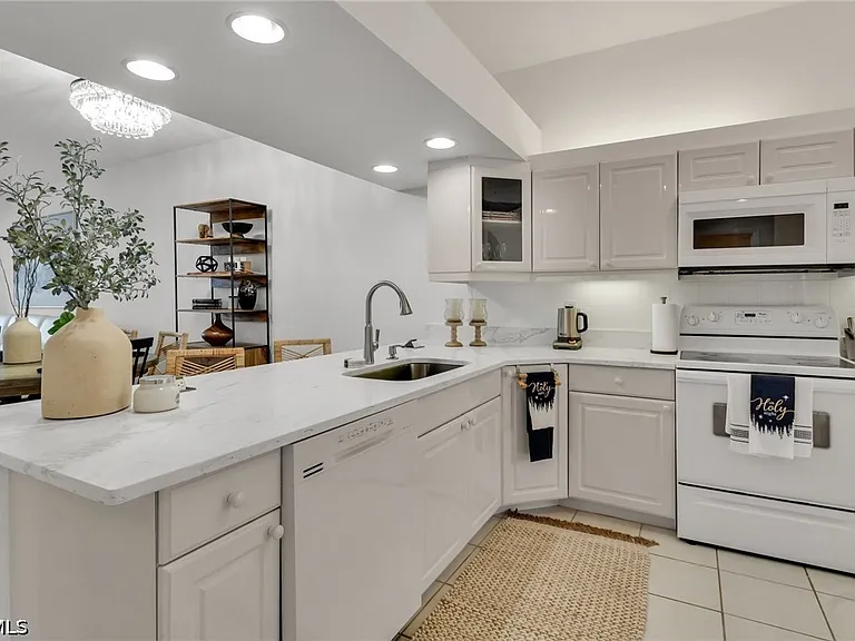 6750 Beach Resort Dr #1907 — Photo 9