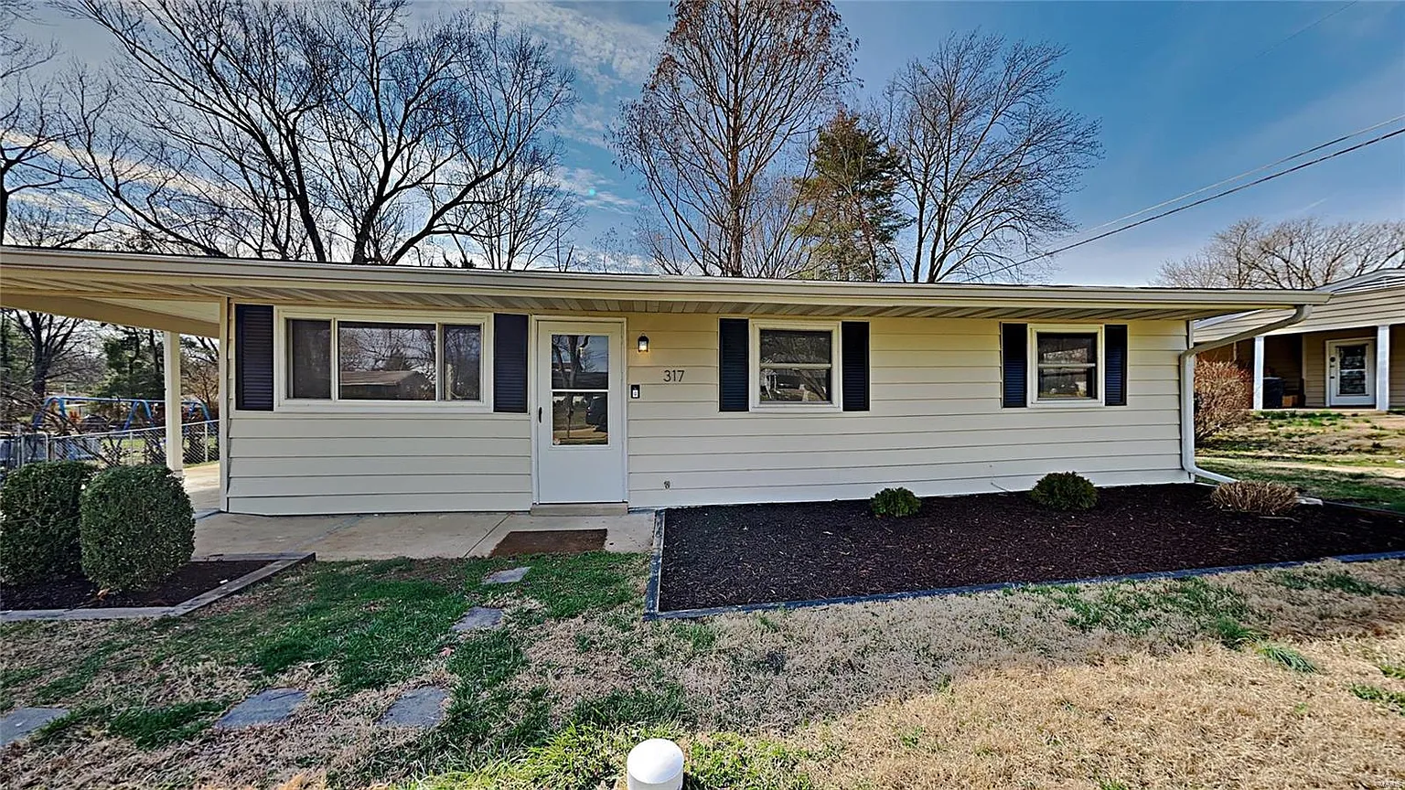 317 Spring Meadows Dr photo 1
