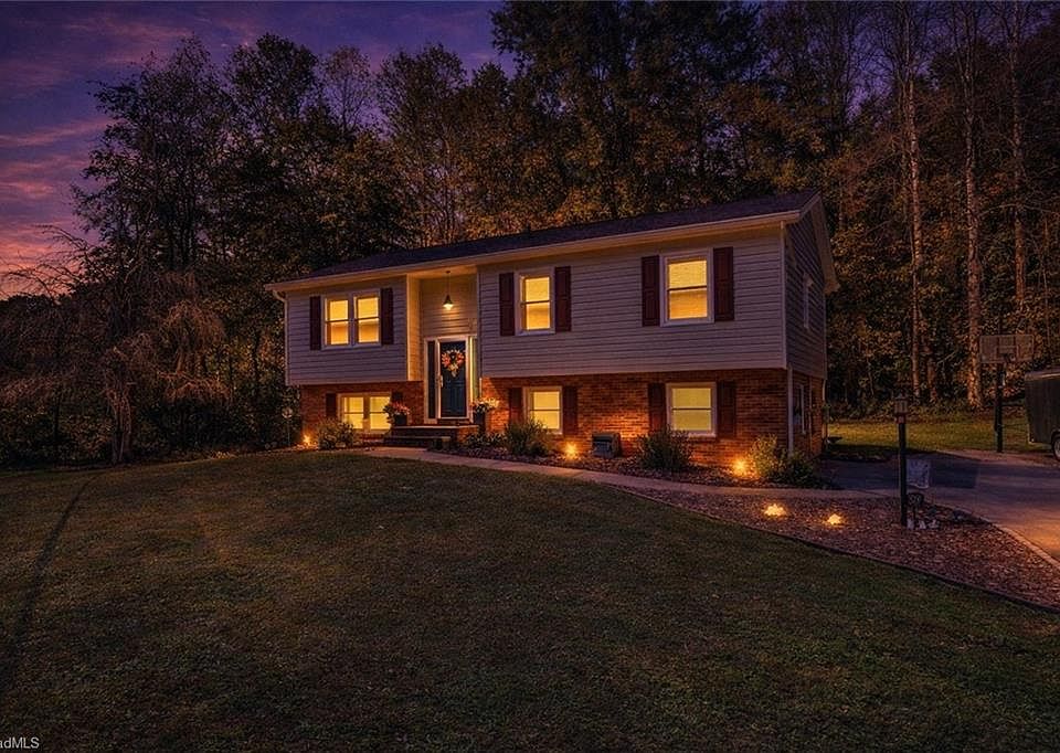 1st image of 328 Country Club Rd