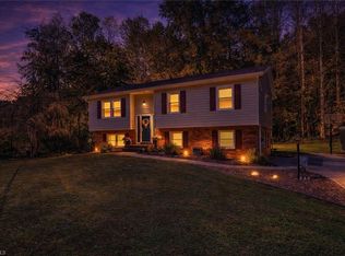 328 Country Club Rd, Wilkesboro, NC 28697