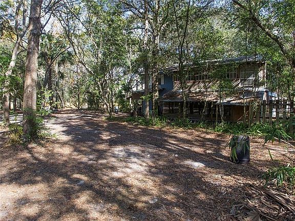 2nd image of 25807 Sorrento Ave