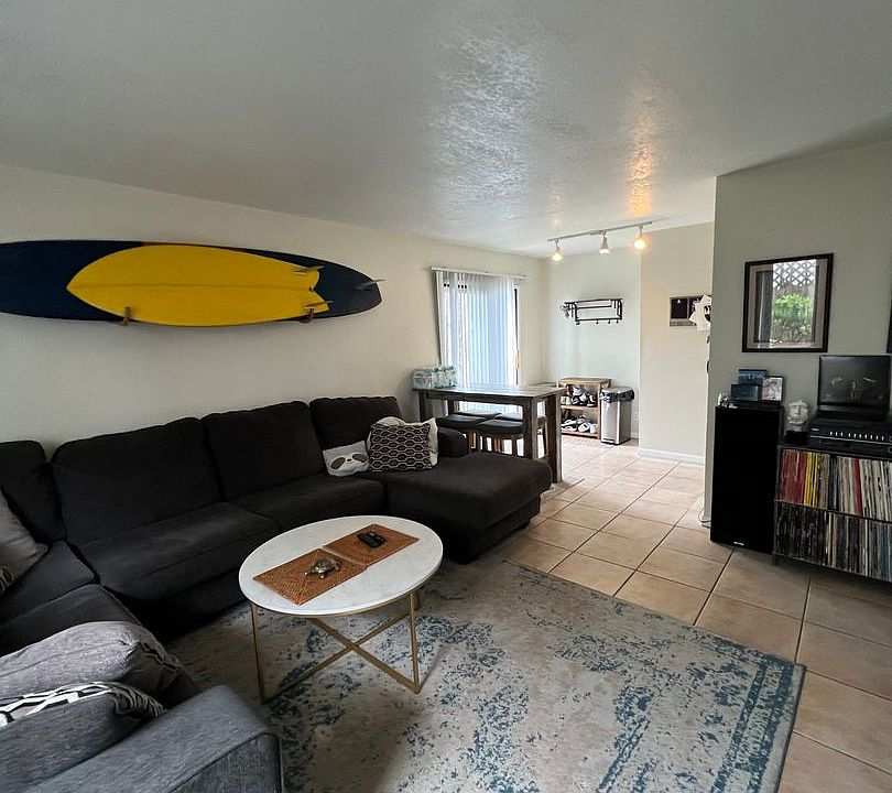1st image of 402 14th Ave S #U-a
