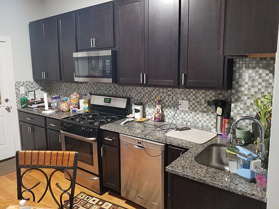 4th image of 2482 S Blue Island Ave APT 1R