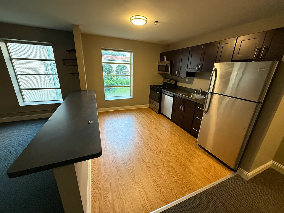 21 Tamarack St #204G