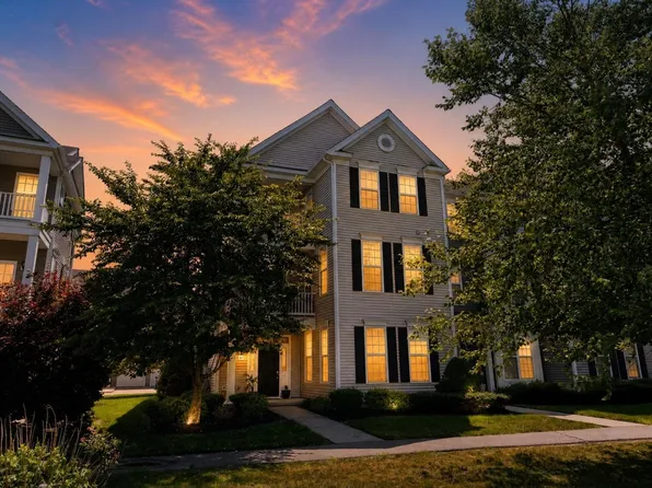 42 Moses Wheelock Ln, Westborough, MA 01581