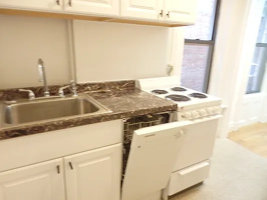 Rented by John O'Kelly Real Estate | media 7