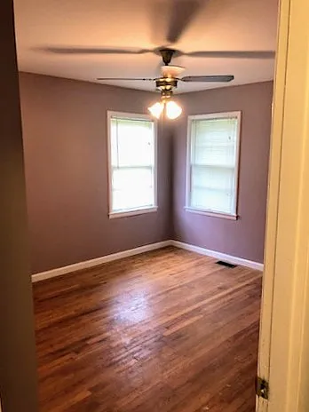 1906 Blue Bird Ave NW — Photo 5