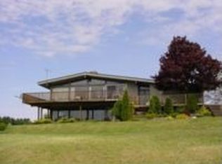 1565 Gregg Rd, Petoskey, MI 49770