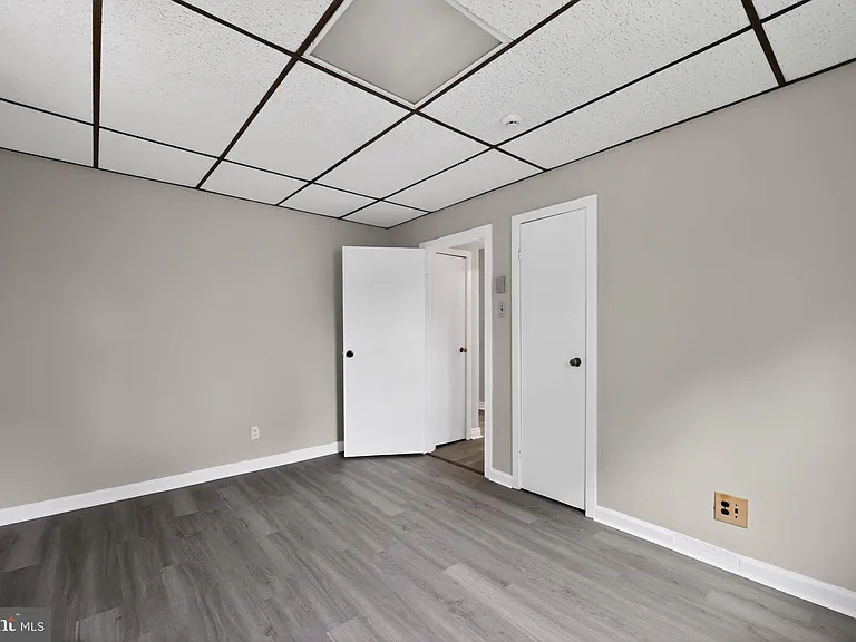 4225 Walsh Ave — Photo 10