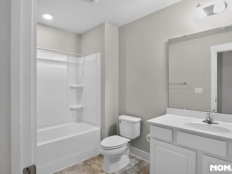 201 Sprucewood Ct — Photo 24
