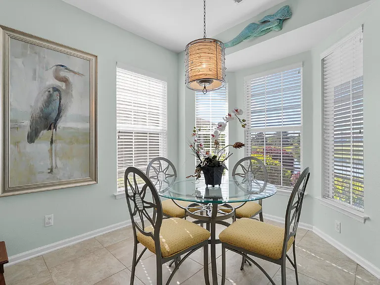 17 Thomas Bee Dr — Photo 24