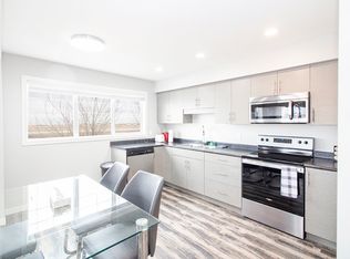 100 Southview Cres #504, Winnipeg, MB R3Y0W1